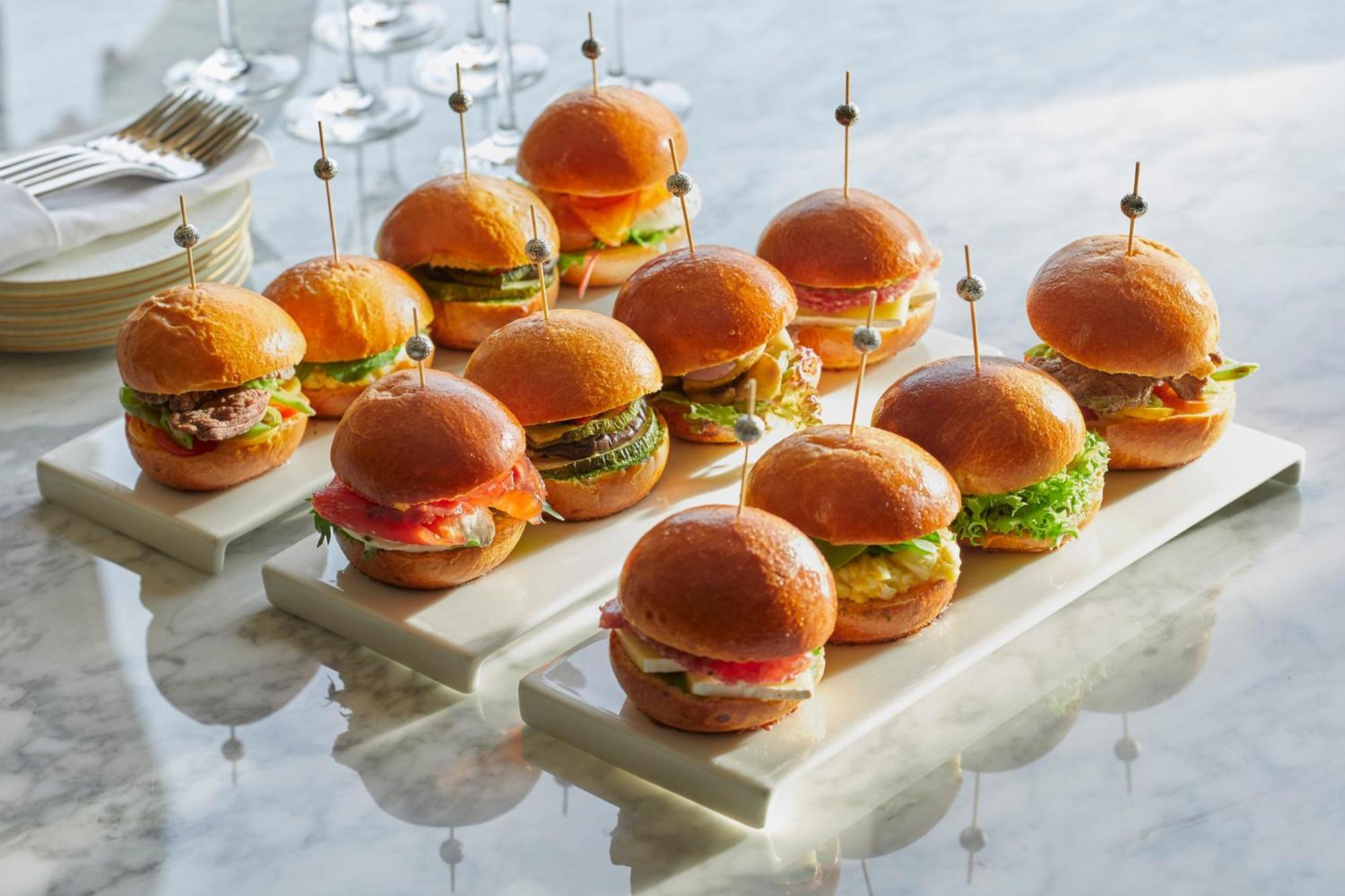 Mandarin Oriental, Santiago Hotell Eksteriør bilde Finger sandwiches